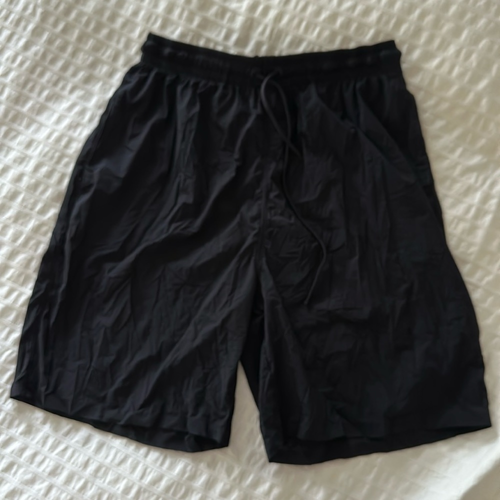 Wone Black Stretch Short